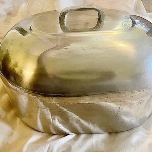 Wagner Ware Dutch Roaster Vintage 4267-P